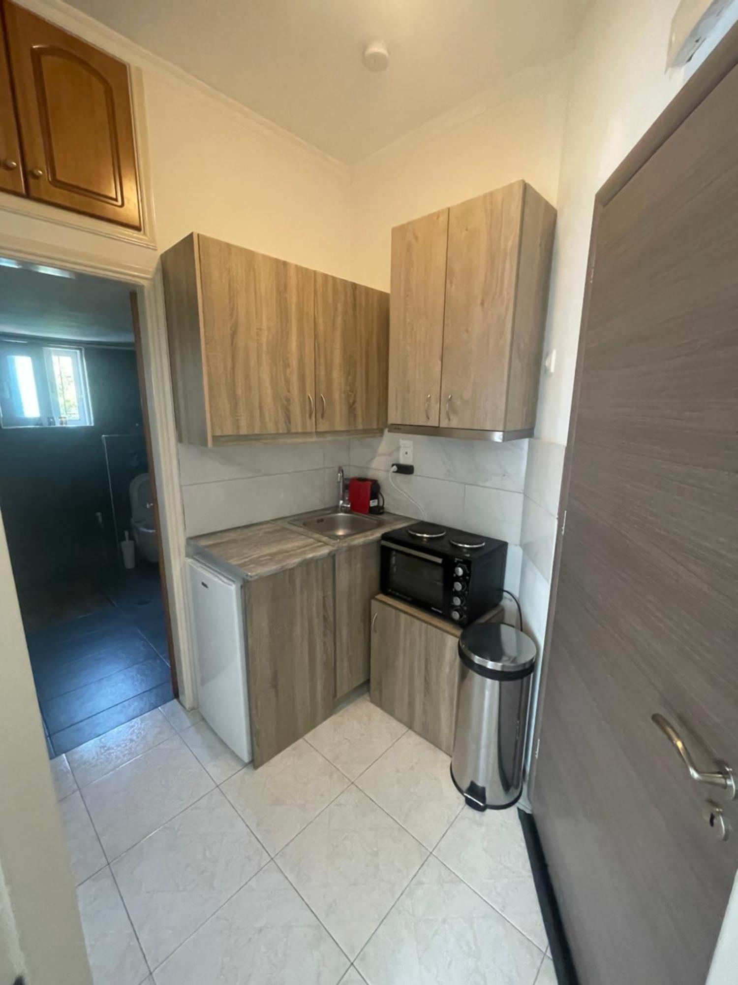 Greece Apartments Now パトラ エクステリア 写真