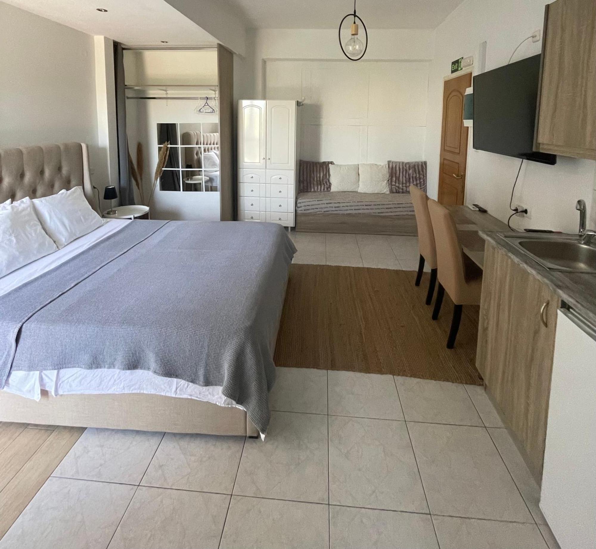Greece Apartments Now パトラ エクステリア 写真
